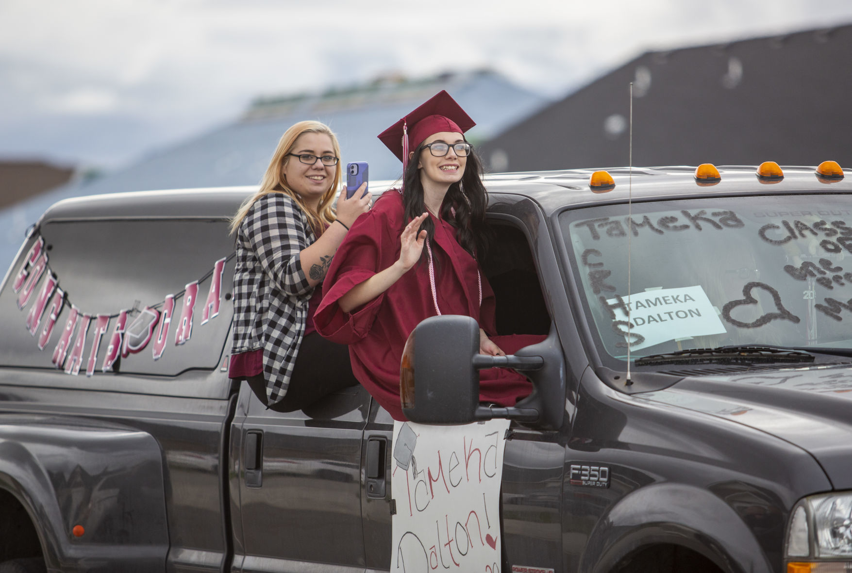 Canyon Ridge seniors honored in graduation parade